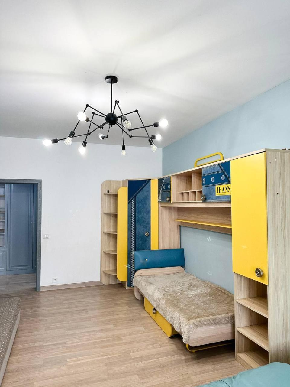 уютные 3х комнатные аппартаменты Apartment Almaty